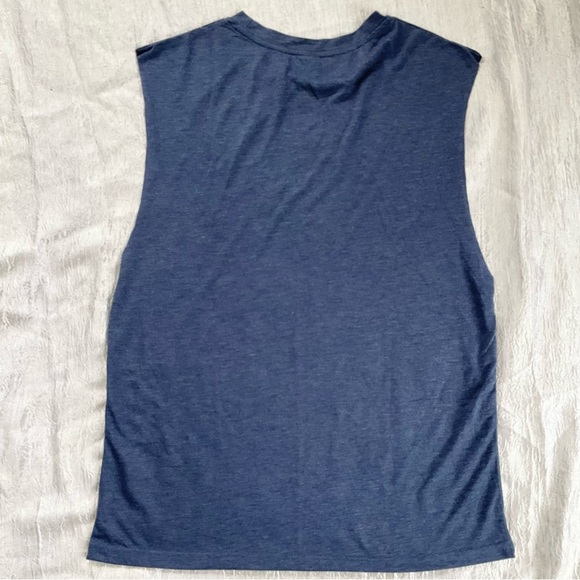SHEIN Blue Tank with Black Bird Graphic - Picture 2 of 6